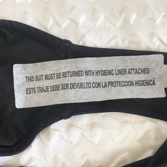 Swimsuit - Picture 3 of 4